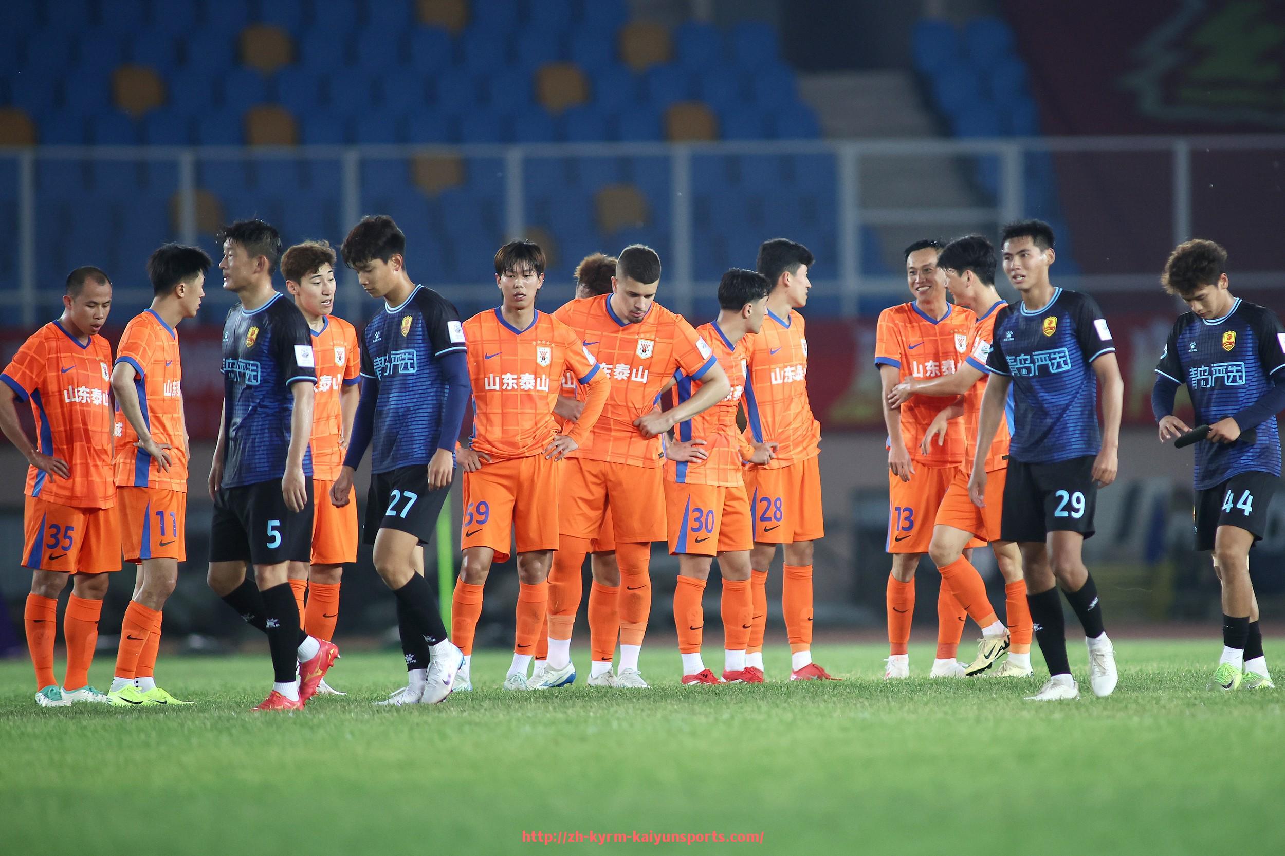 ky开云-火箭队新任主教练的执教风格及影响